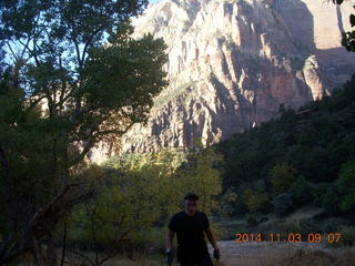 90 8t3. Zion National Park - path along the Virgin River - Adam