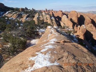 118 8v3. Arches National Park - Devils Garden hike - fin