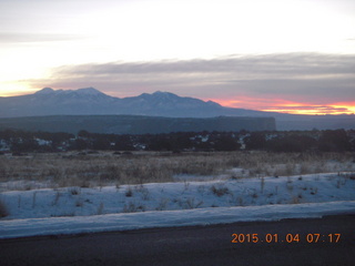 5 8v4. driving in Canyonlands