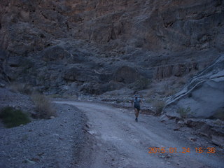 Canyonlands National Park - Lathrop trail hike - Adam running