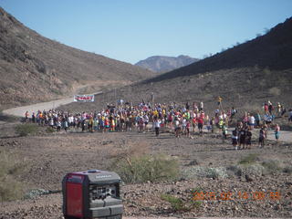 Desert Dash - runners ready to start