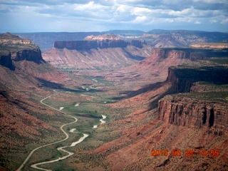 92 8zu. aerial - Gateway Canyon area