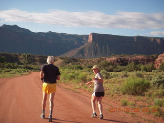 19 8zv. Gateway morning run - Mid and Karen (back)