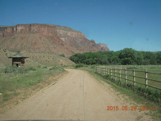 41 8zv. drive Gateway to Beaver Creek Canyon