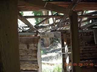 171 8zv. Beaver Creek Canyon hike - cabin