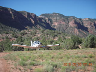 62 8zw. Gateway hike - N8377W