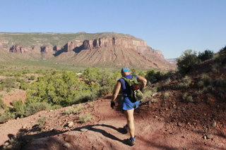 374 8zw. Gateway hike - Adam