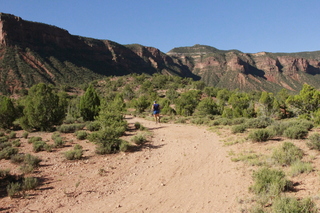 384 8zw. drive to Calamity Mine - Adam running (back)