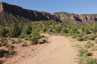 389 8zw. drive to Calamity Mine - Adam running