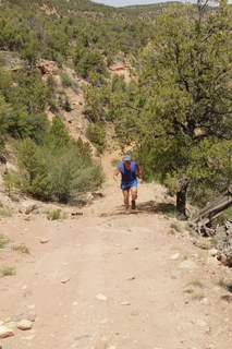 470 8zw. drive to Calamity Mine - difficult side road - Adam running