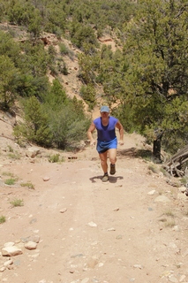 477 8zw. drive to Calamity Mine - difficult side road - Adam running