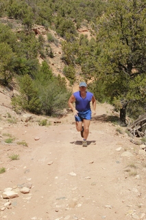 478 8zw. drive to Calamity Mine - difficult side road - Adam running