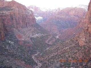 19 973. Zion National Park - Canyon Overlook hike