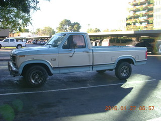 Thunderbird Restaurant in Mt. Carmel Junction, Utah - Home of the Ho-made Pies