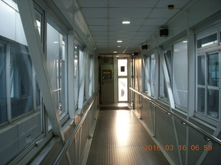 2 99g. leaving the Volendam