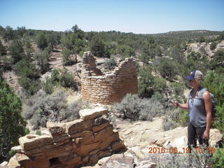 195 9ck. Cutthroat Castle + Killian