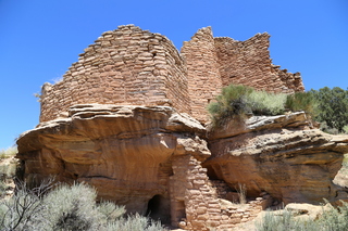 257 9ck. Painted Hand