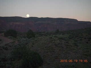 421 9ck. Gateway Canyon Resort - moonrise