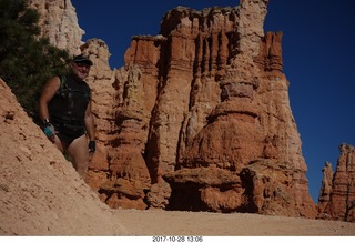 Bryce Canyon National Park hike - Peek-A-Boo trail + Adam