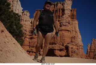 Bryce Canyon National Park hike - Peek-A-Boo trail + Adam