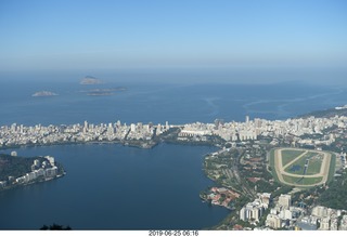 43 a0e. - Rio de Janeiro tour - Corcovado Mountain - Jesus Christ the Redeemer statue