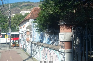 102 a0e. Rio de Janeiro tour - mural