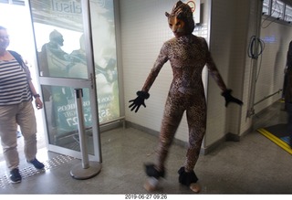 32 a0e. airline flights from Rio de Janeiro to Iguazu - cool actors in costumes