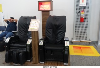 43 a0e. massage chairs