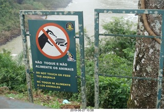 96 a0e. Iguazu Falls - sign