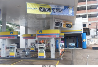 259 a0e. drive back to hotel - gas prices