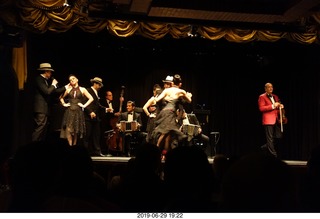 119 a0e. Buenos Aires - Tango show