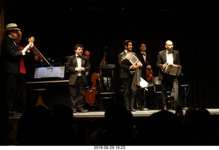 130 a0e. Buenos Aires - Tango show