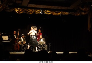 134 a0e. Buenos Aires - Tango show