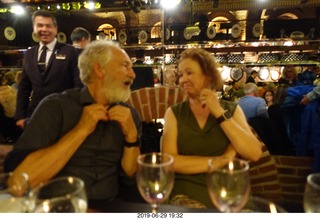 172 a0e. Buenos Aires - restaurant