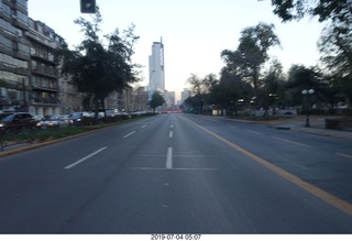 2 a0f. Chile - Santiago park - morning run