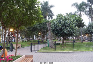 37 a0f. Peru - Lima run