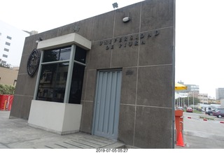 96 a0f. Peru - Lima run