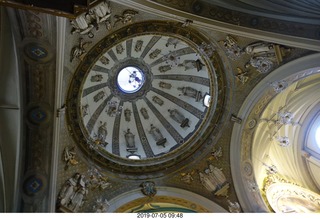 324 a0f. Peru - Lima tour - church - looking up