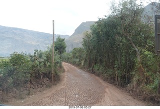 41 a0f. Peru - drive to Aguas Calientes Vistadome Train station