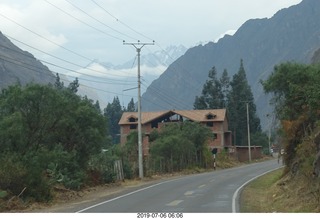 80 a0f. Peru - drive to Aguas Calientes Vistadome Train station