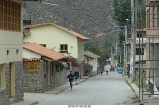 123 a0f. Peru - drive to Aguas Calientes Vistadome Train station