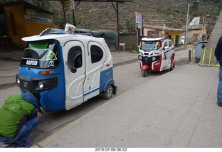 133 a0f. Peru - Aguas Calientes Vistadome Train station