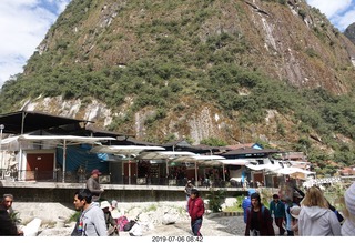 247 a0f. Peru - walk to bus