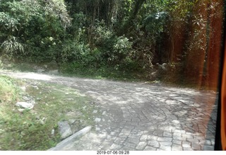 283 a0f. Peru - bus uphill to machu picchu