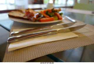 37 a0f. Peru - Aranwa Sacred Valley hotel - 90 degree knives