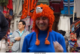 106 a0f. Peru - drive to cusco - market - cool llama cap