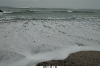 217 a0f. Peru - Lima - Pacific Ocean beach