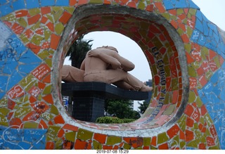 264 a0f. Peru - Lima - beach garden walk