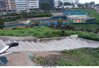 285 a0f. Peru - Lima - beach garden walk