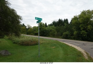 Afton, Minnesota, run - 8th Street and 10th Street - parallel lines meet